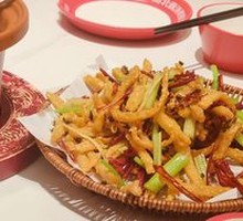 Stir-Fried Lotus Root丝 with Three Towns Style