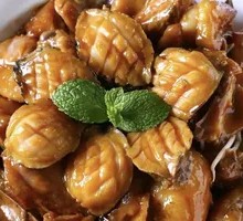 Homestyle Free-Range Chicken Stewed with Abalone