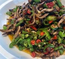 Stir-Fried Eel with Green Pepper