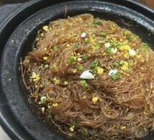 Dry Pot Seafood Vermicelli Stew
