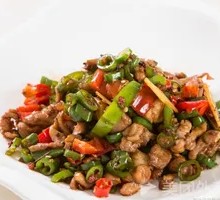 Xiang-Style Stir-Fried Chicken