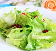 Peanut Stir-fried Lettuce