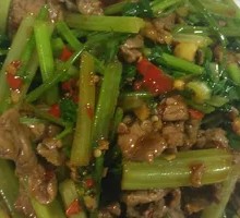 Stir-Fried Beef with Yellow Onion