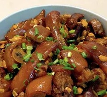 Spicy Pig Trotters