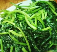 Stir-fried Sweet Potato Leaves