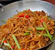 Smoked Bamboo Shoots in Dry Pot