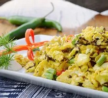 Pickled Vegetable Stir-Fried Egg