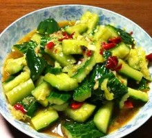 Knife-Pounded Cucumber