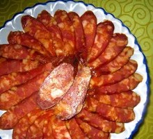 Cured Sausage Stir-fried with Garlic Rice