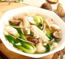 Fresh Mushroom and Pork Stir-fry Soup