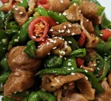Green Pepper and Intestines