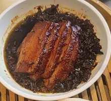 Preserved Vegetable Braised Pork
