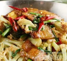 Spicy Stir-Fried Organic Cauliflower