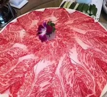 Freshly Sliced and Mixed Beef Upper Blade