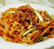 Braised Pork Fried Noodles