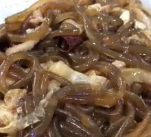 Pickled Vegetable and Taro Noodles with Pork Strips
