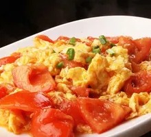 Tomato and Egg Hot Pot Rice