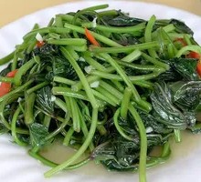 Stir-fried Sweet Potato Vine Tips