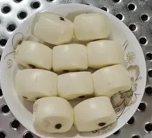 Pearl Steamed Buns