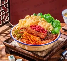 Spicy Chicken Feet and Snail Noodles