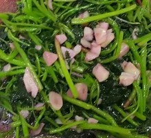 Stir-Fried Amaranth with Garlic
