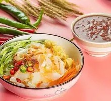 Secret-Recipe Cold Noodles with Beef Tendon Noodles