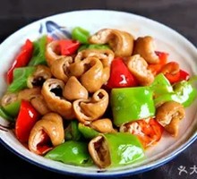 Green Pepper Intestine Wooden Bucket Rice