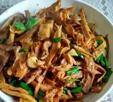 Stir-Fried Dried Bamboo Shoots with Pork