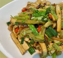 Fried Tofu Dry with Pork