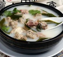 Pork Rib and Kelp Soup