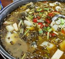 Cold Pot Grass Carp with Pickled Cabbage Flavor