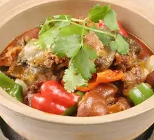 Chicken Feet and Pork Trotters Stew