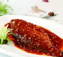 Scallion-Braised Wuchang Fish