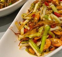 Stir-fried River Shrimp with Leek Greens