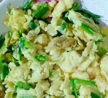 Scrambled Eggs with Green Onions
