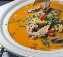 Braised Duck Feet with Yellow Croaker