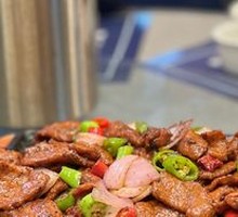 Black Pepper Steak on Iron Plate