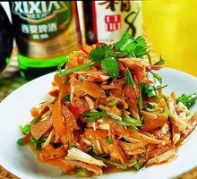 Hand-Torn Spicy Pepper Chicken