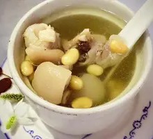 Pork Trotter and Soybean Soup