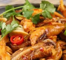 Spicy Pot-Steamed Chicken