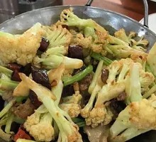 Spicy Cauliflower in Hot Pot