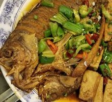 Stinky Carp and Stinky Tofu