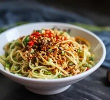 Full-Ingredient Cold Noodles