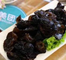 Wood Ear Mushroom and Celery Stir-Fry with Meat