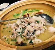Pickled Vegetable Frog Legs