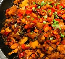Stewed Chicken with Bullfrog