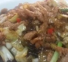 Pickled Vegetable and Taro Noodles with Pork Strips