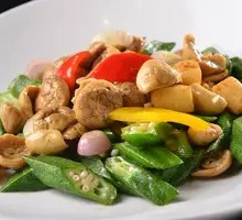 Okra Stir-fried with Beef