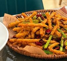Dry-Fried Lotus Root Strips