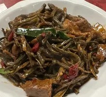Braised Pork with Dried Beans